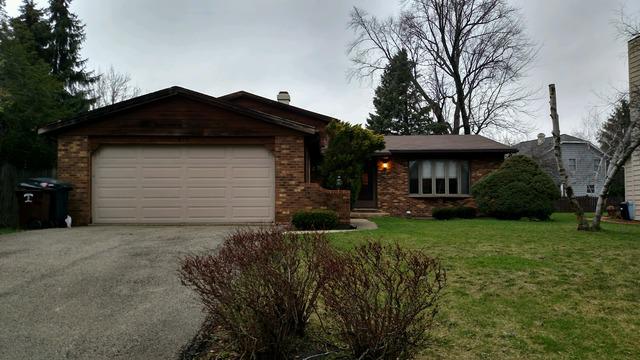 610 Blue Spruce Ln., Mundelein, IL 60060