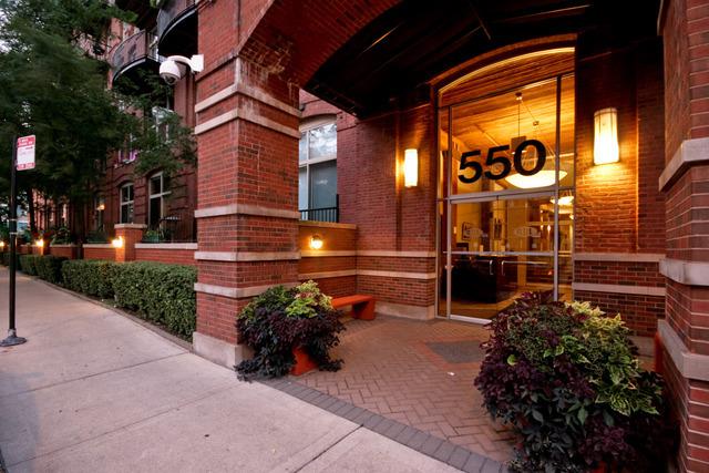 550 N Kingsbury St. #212, Chicago, IL 60654
