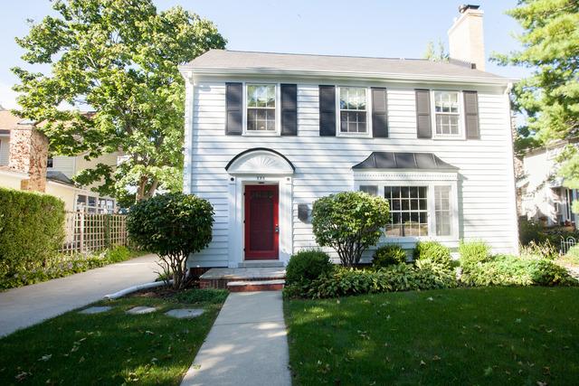228 W Lincoln Ave., Barrington, IL 60010