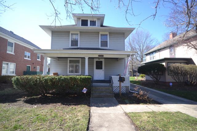 906 Garfield Ave., Aurora, IL 60506