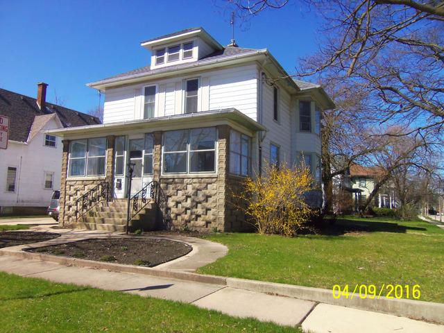 527 N 10th St., Dekalb, IL 60115