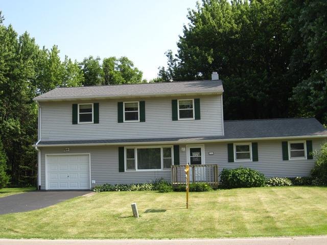 308 S Malta Rd., Malta, IL 60150