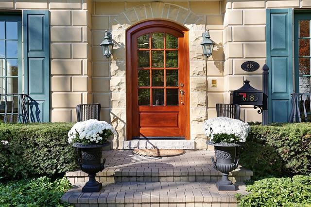 618 S Washington St., Hinsdale, IL 60521