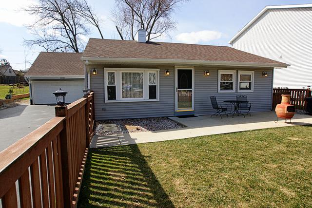 32988 N Meadow Rd., Grayslake, IL 60030