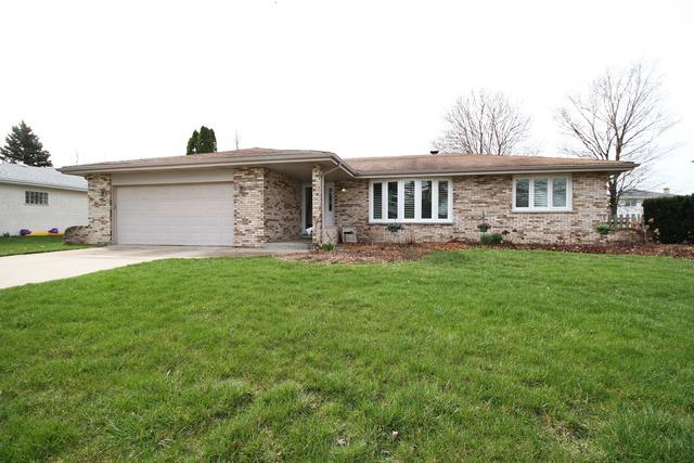 8023 Saint James Dr., Orland Park, IL 60462