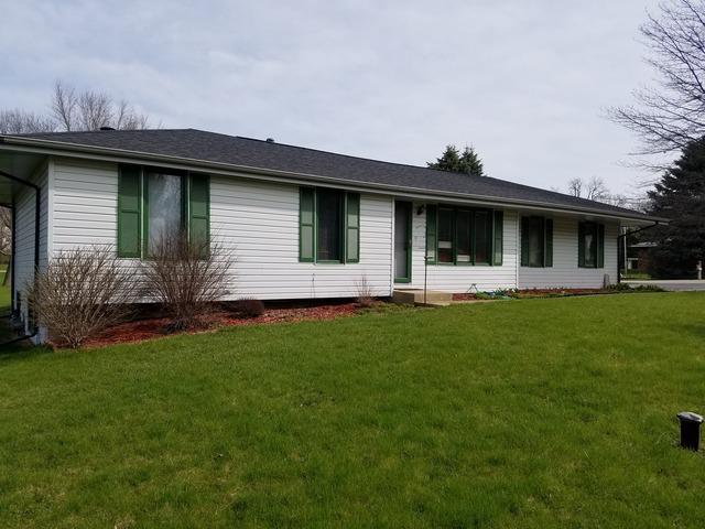 6864 Michelle Dr., Roscoe, IL 61073