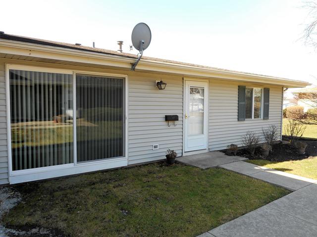 304 Whidah Ct., Schaumburg, IL 60194