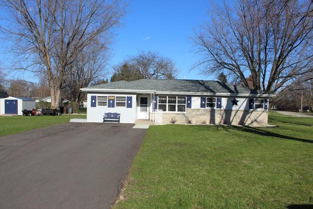 8201 Bobolink Dr., Machesney Park, IL 61115