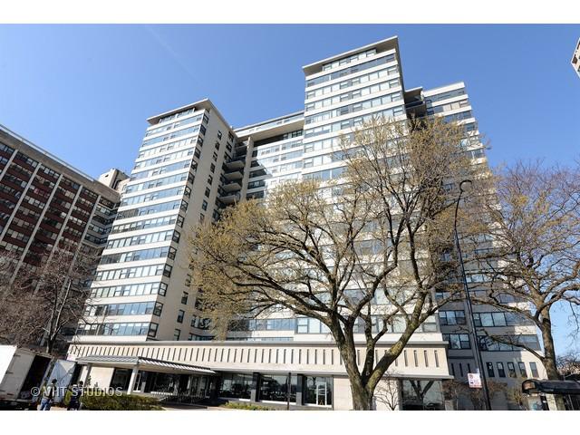 3430 N Lake Shore Dr. #7J, Chicago, IL 60657