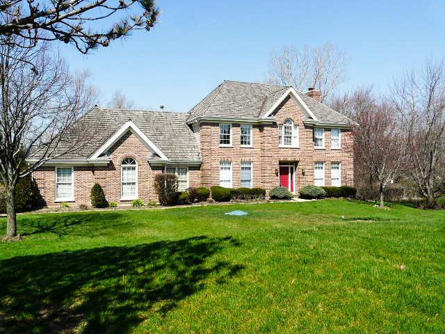 140 Weatherstone Rd., Barrington, IL 60010