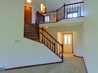 1700 Pebble Beach Dr., Hoffman Estates, IL 60169