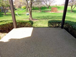 1700 Pebble Beach Dr., Hoffman Estates, IL 60169
