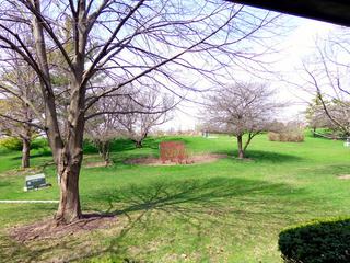 1700 Pebble Beach Dr., Hoffman Estates, IL 60169