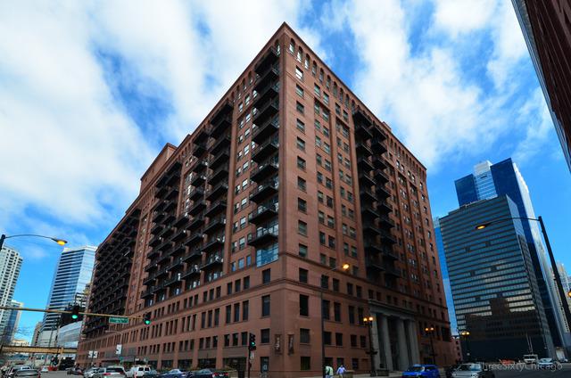 165 N Canal St. #1207, Chicago, IL 60606