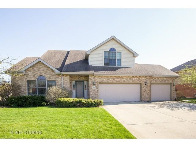 21975 Heritage Dr., Frankfort, IL 60423
