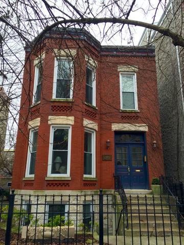 621 W Briar Pl., Chicago, IL 60657