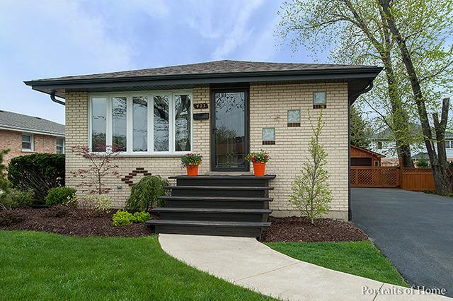 423 Sunnyside Ave., Itasca, IL 60143