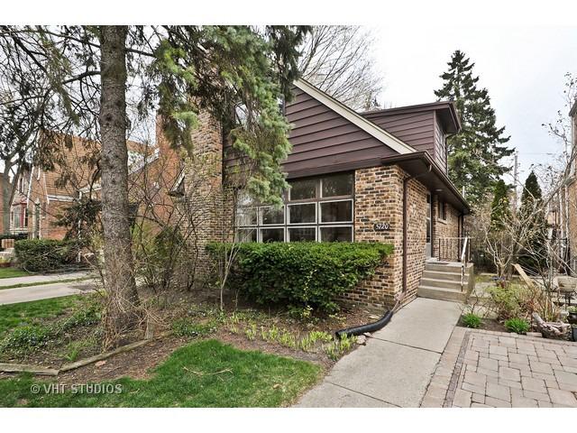 5720 N Rogers Ave., Chicago, IL 60646