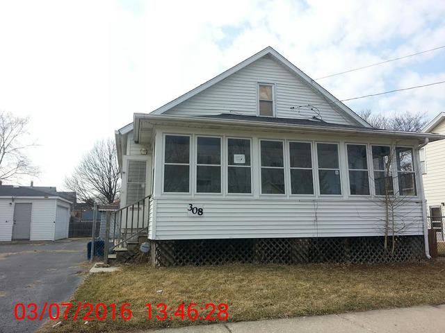 308 Beach St., Aurora, IL 60505