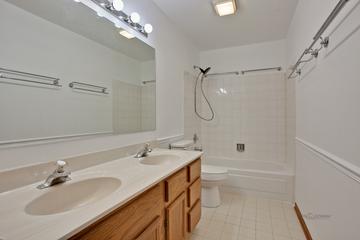 136 W Sprucewood Ln., Round Lake Beach, IL 60073