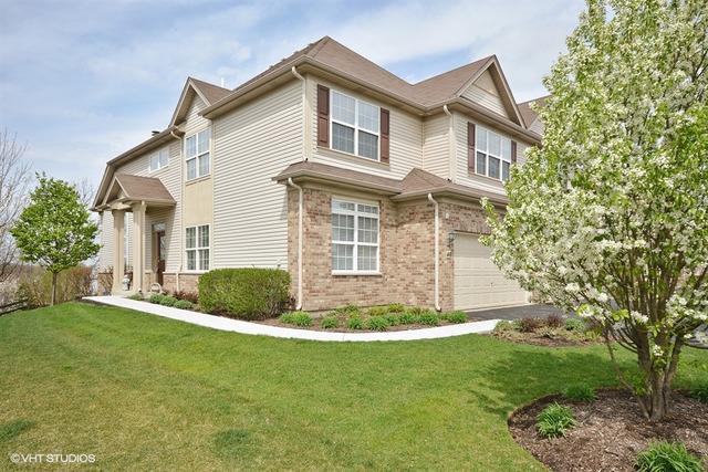 48 Oak Creek Ct., North Aurora, IL 60542