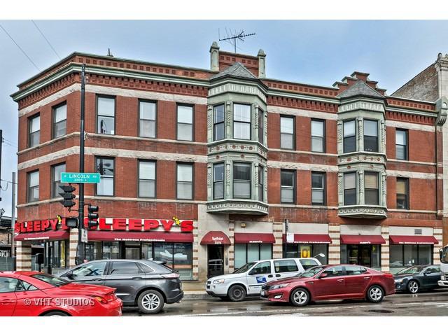 3175 N Lincoln Ave. #202, Chicago, IL 60657