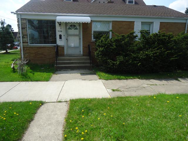 5200 Oleander Pkwy., Chicago, IL 60656