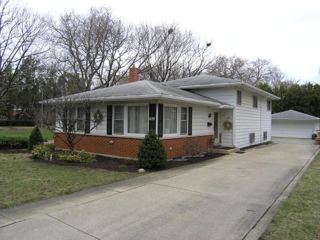 620 E Washington St., Villa Park, IL 60181