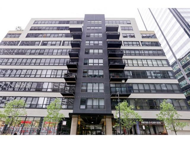 130 S Canal St. #808, Chicago, IL 60606