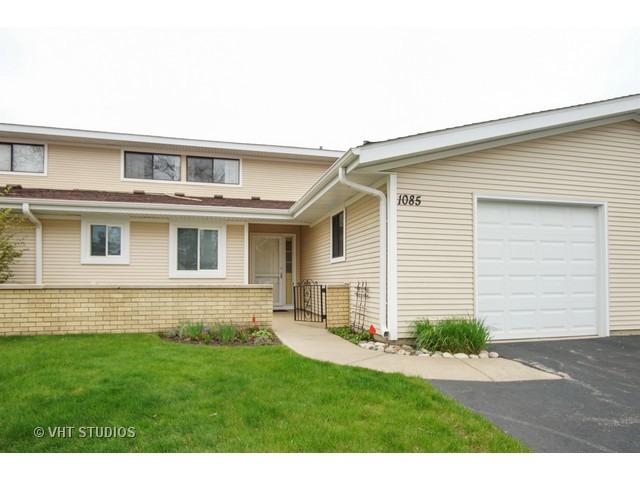 1085 Taunton Ct., Schaumburg, IL 60193