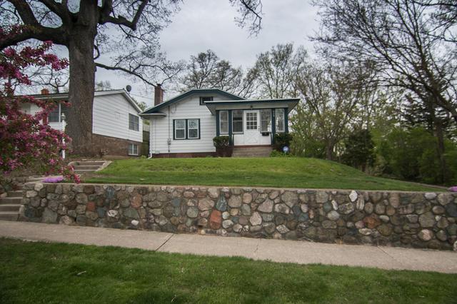 928 D St., Rockford, IL 61107