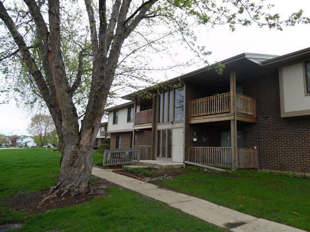 603 Garden Cir. #1, Streamwood, IL 60107