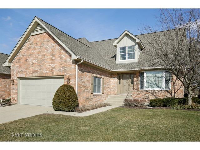925 Wedgewood Dr., Crystal Lake, IL 60014