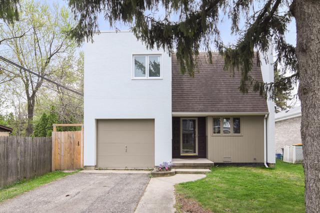 211 E Traube Ave., Westmont, IL 60559
