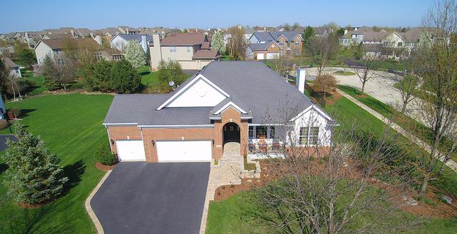 423 Willowbrook Way, Geneva, IL 60134