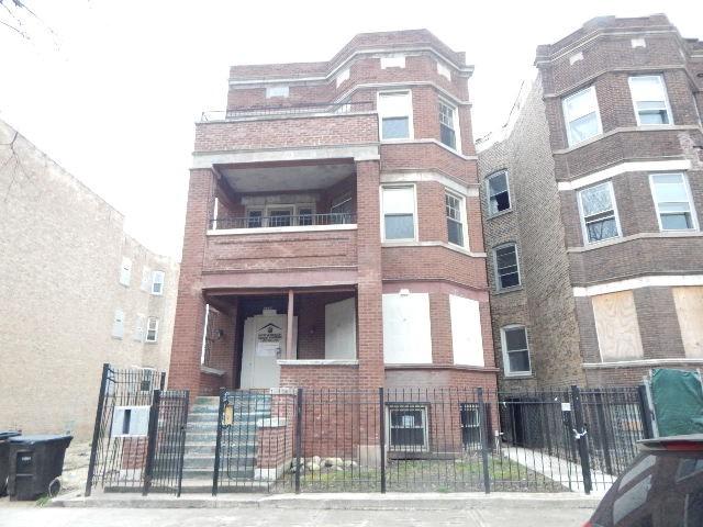6120 S Eberhart Ave., Chicago, IL 60637