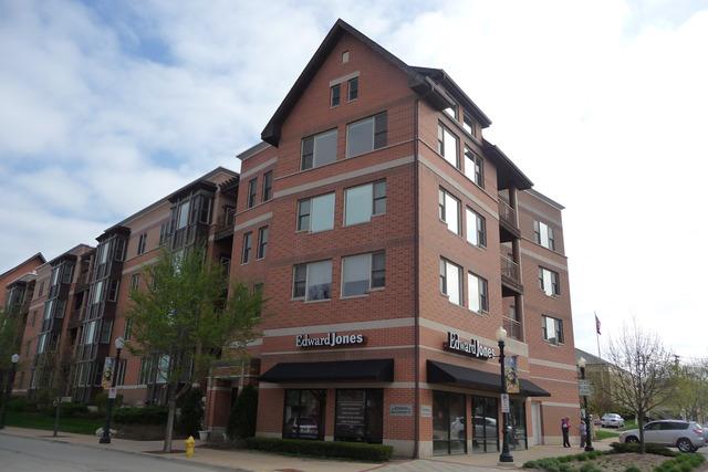 930 Curtiss St. #405, Downers Grove, IL 60515
