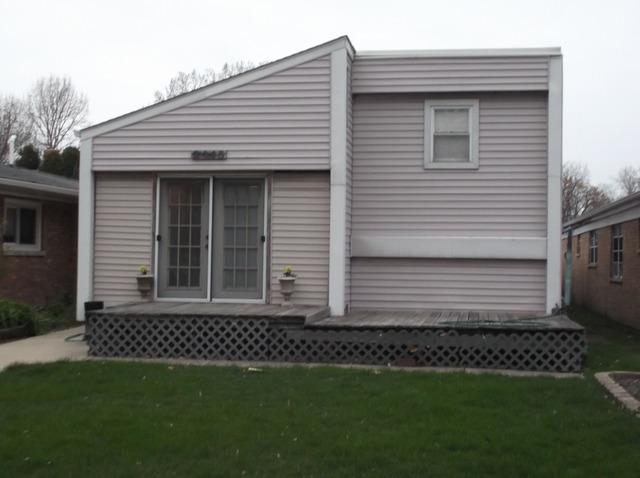 2415 Lyons St., Evanston, IL 60201