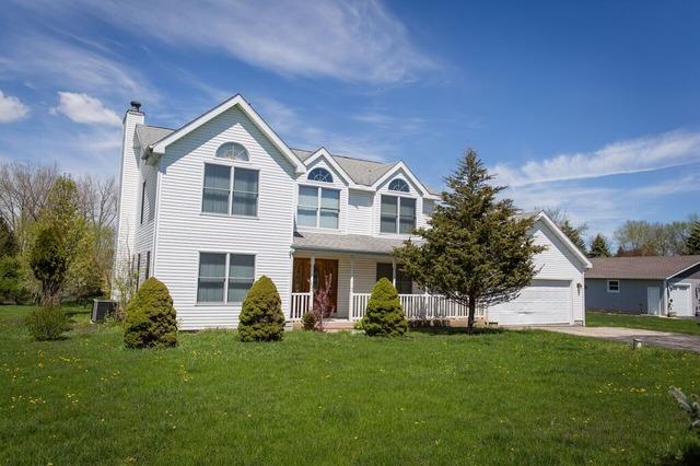 25366 W Ivanhoe Rd., Wauconda, IL 60084