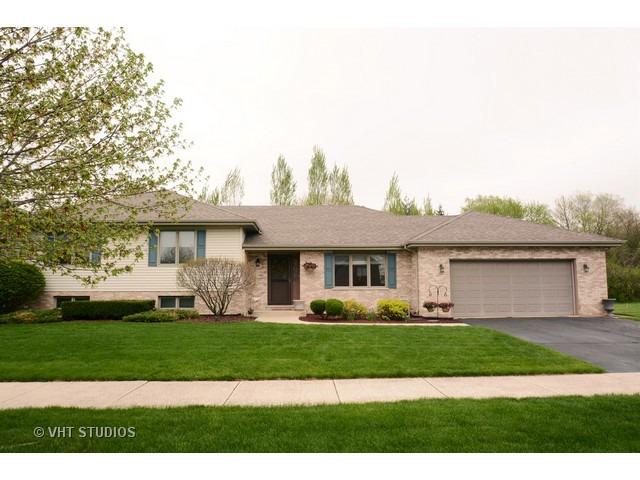 16513 Pear Ave., Orland Park, IL 60467