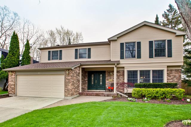 821 Pembrooke Rd., Libertyville, IL 60048