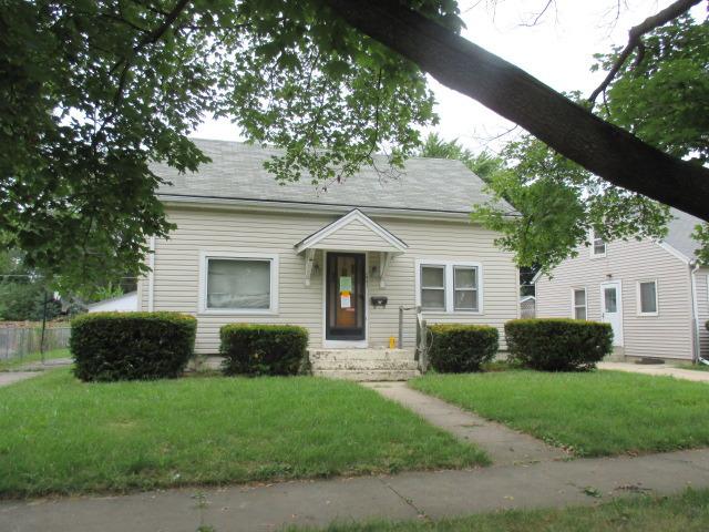 931 Spruce St., Aurora, IL 60506
