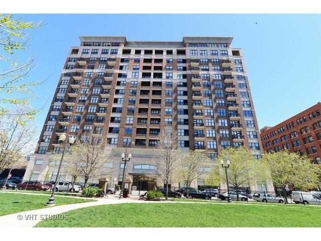849 N Franklin St. #806, Chicago, IL 60610