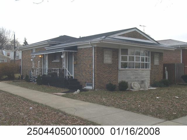 9201 S La Salle St., Chicago, IL 60620
