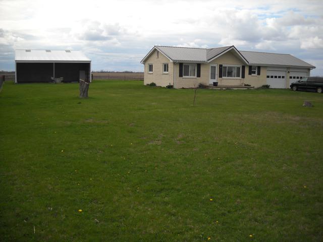 2211 128 Hwy., Findlay, IL 62534