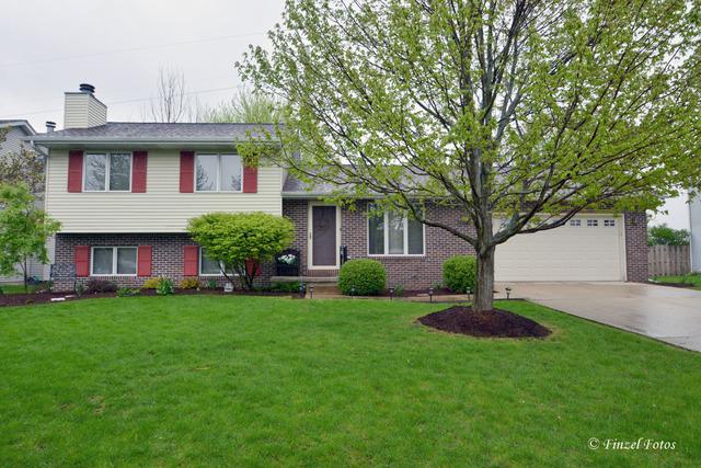 1572 Larson St., Sycamore, IL 60178