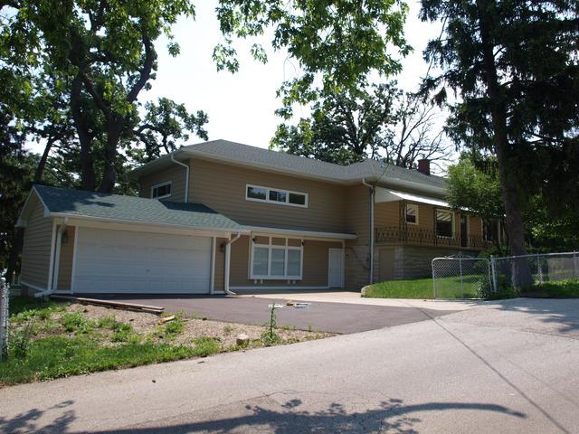 225 Bluff Ave., Grayslake, IL 60030