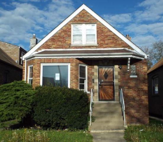 6642 S Rockwell St., Chicago, IL 60629