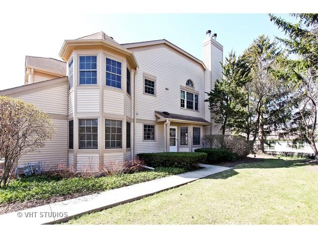 3138 N Daniels Ct., Arlington Heights, IL 60004