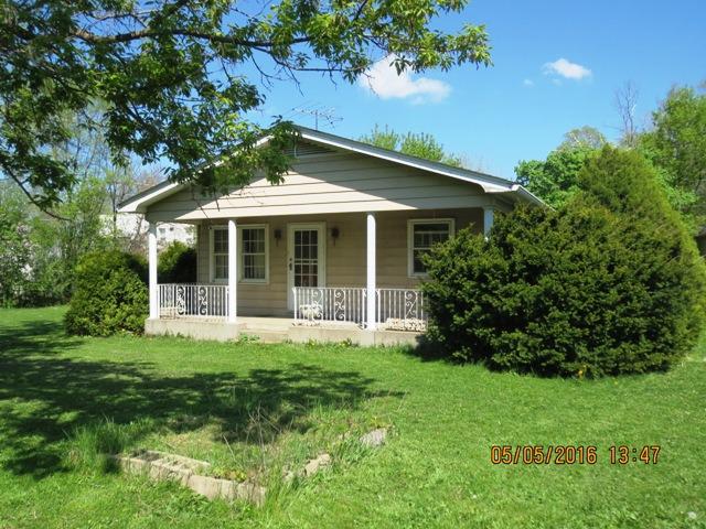 293 Elmwood Ave., Crystal Lake, IL 60014